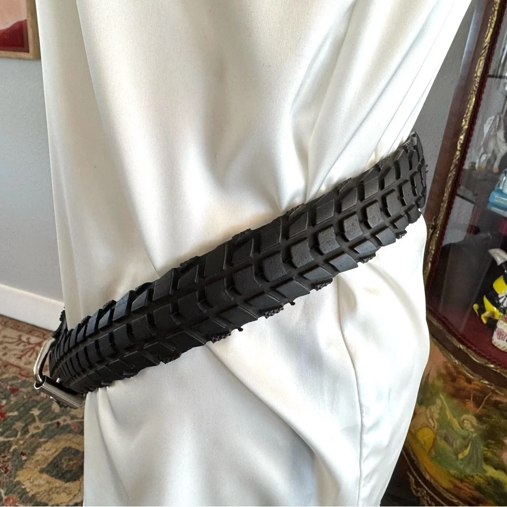 Vintage Tire Black Belt